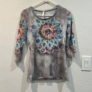 Women's Tie-Dye Top with Star Design